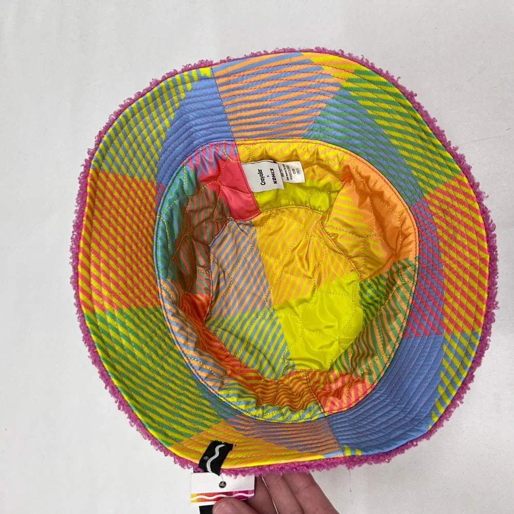Y2K Pink Fuzzy Sherpa Bucket Hat Colorful 90s Maximalist Streetwear Crayola